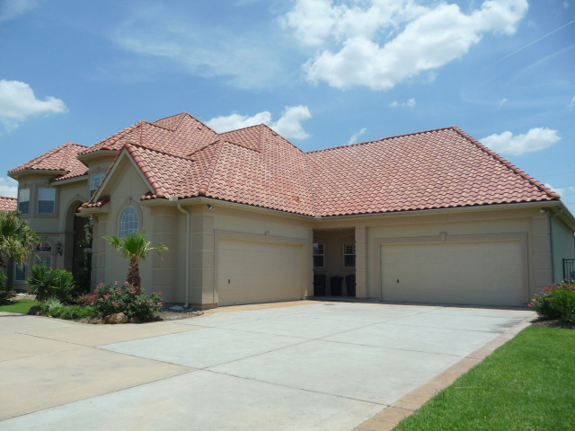 Tile Roof in Katy Texas cleaned by Katy Memorial Roof Cleaning and Power Washing on June 1st 2011